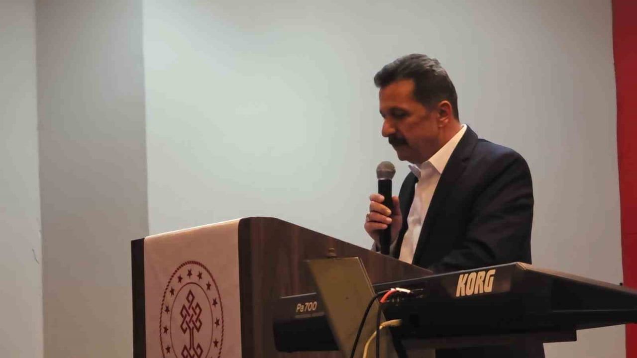 Kütahya’da şiir ve müziğin buluştuğu anlamlı gece