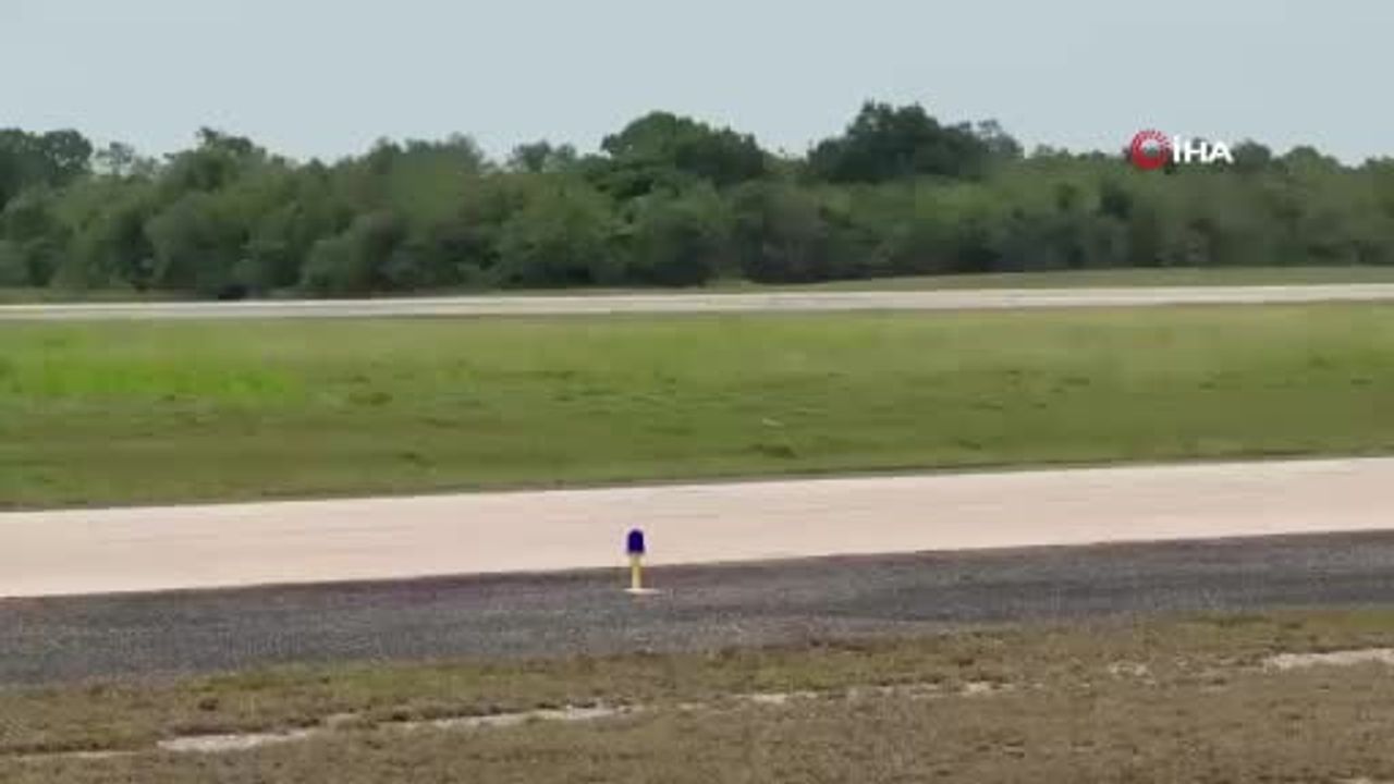 La Romana Uluslararası Havalimanı’nda özel jetin piste temas edip alev alması sonucu 2 mürettebat hayatını kaybetti