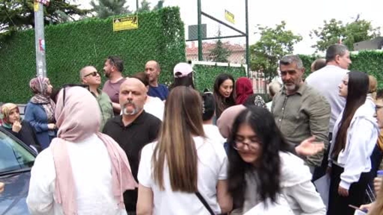 LGS maratonu son erdi: duygu dolu anlar yaşandı