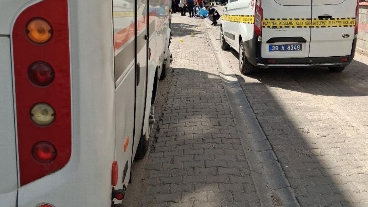 Lüleburgaz’da servis aracının çarptığı kadın hayatını kaybetti