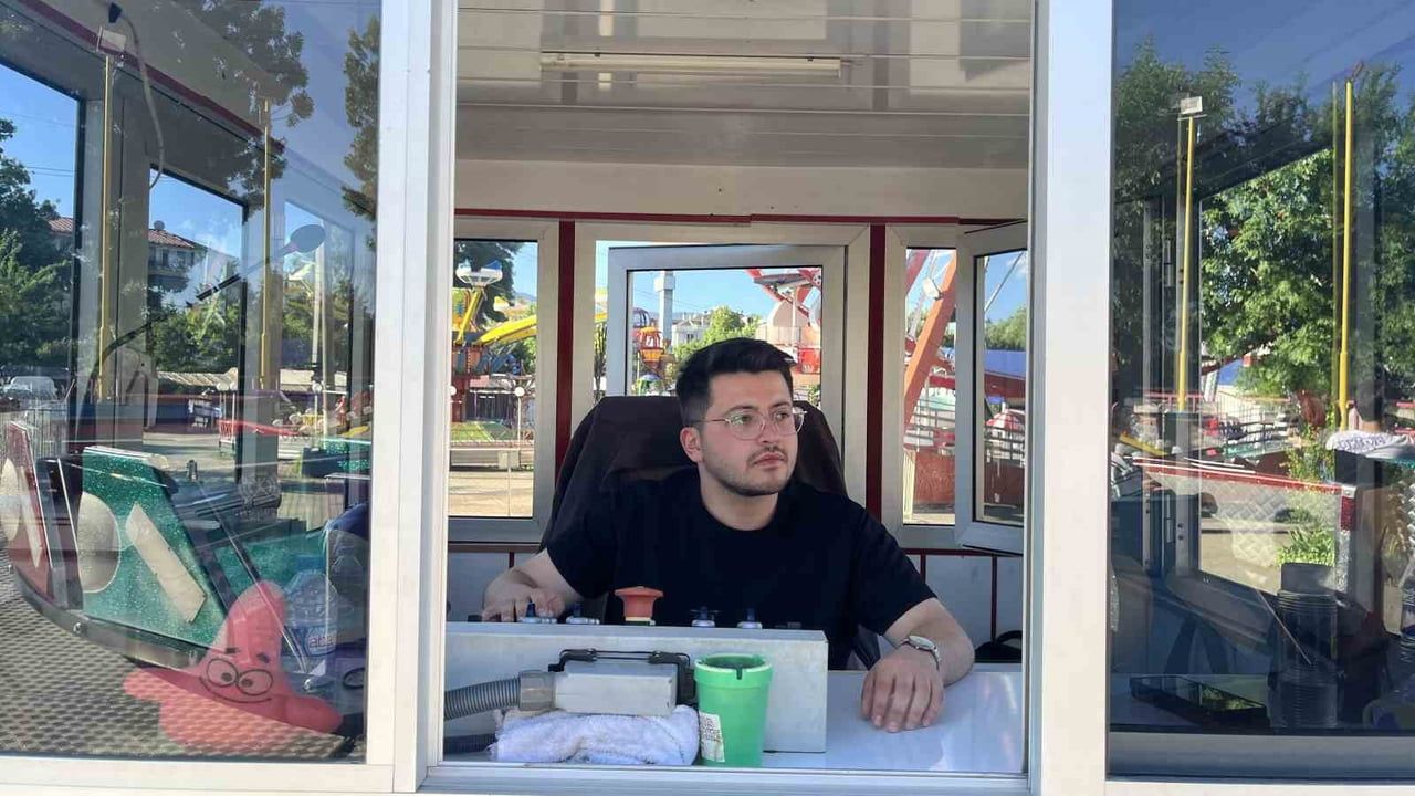 Lunapark çalışanlarından otizmli çocuğa özel tur