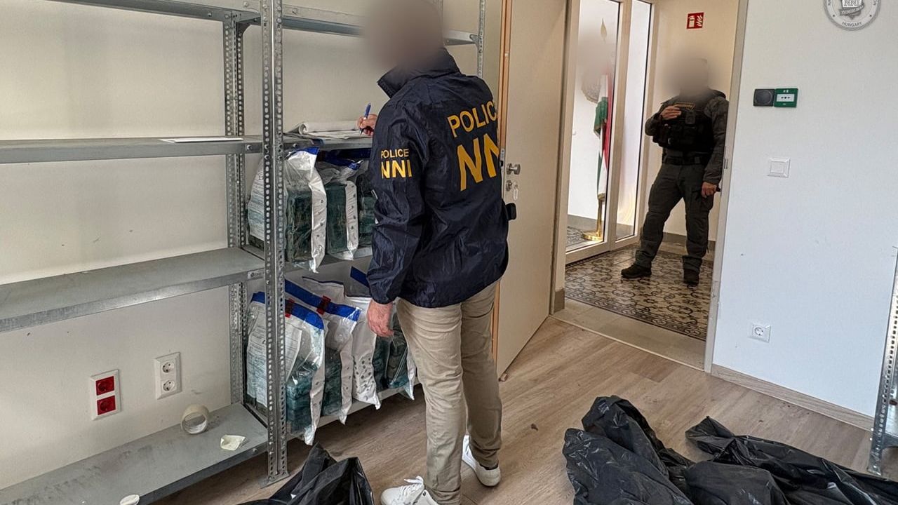 Macaristan’da Ekvador kaynaklı muz sevkiyatında 522 kg kokain ele geçirildi