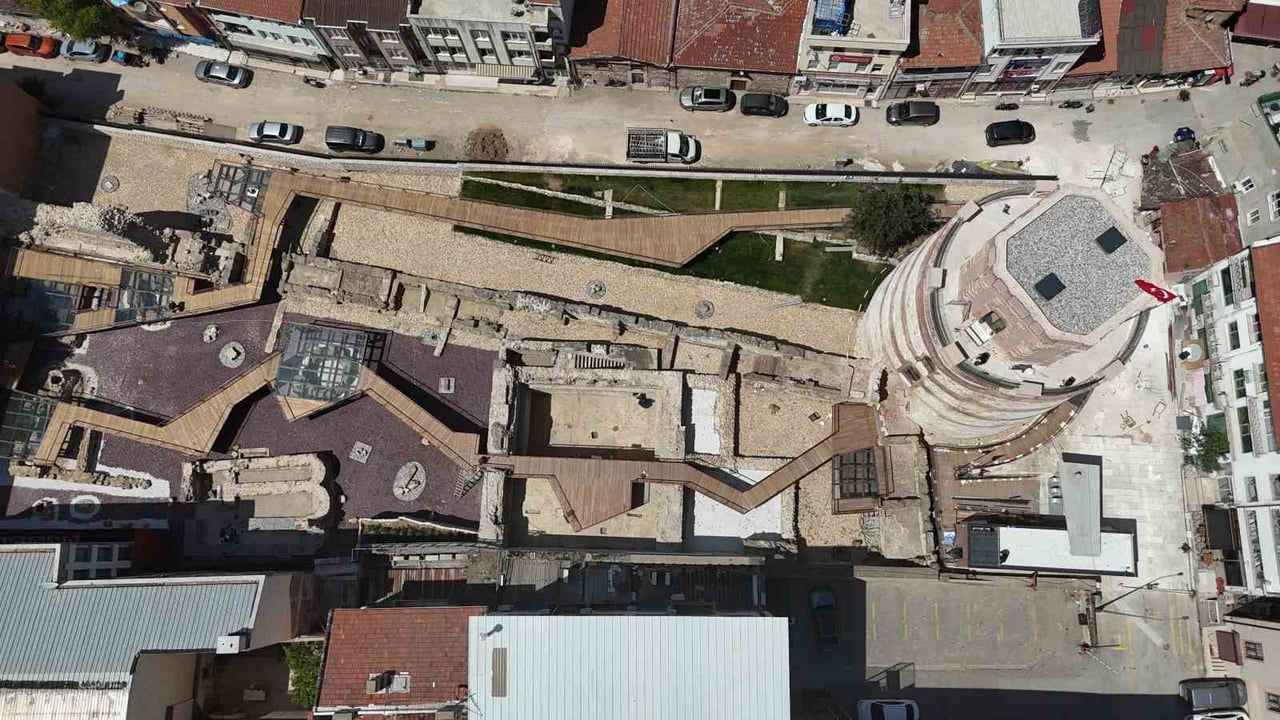 Makedonya kulesi restorasyonla Edirne'nin gözdesi olmaya hazırlanıyor