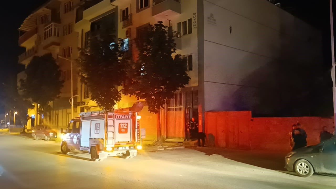 Malatya'da apartman çatısında göçük: Polis ve itfaiye ekipleri inceleme başlattı