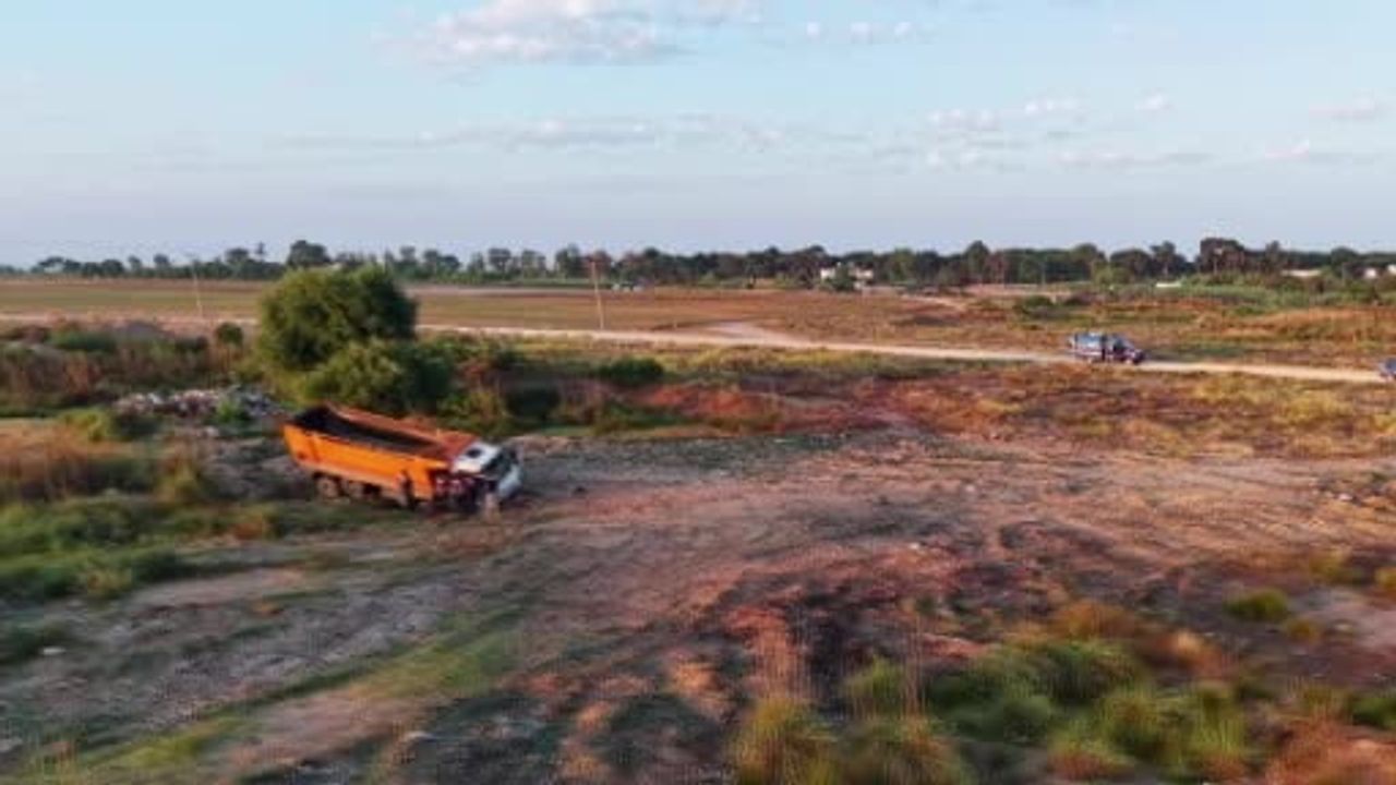 Manavgat'ta kum hırsızlığı operasyonu: Şüpheliler jandarmaya ateş açıp kaçtı, yakalandı