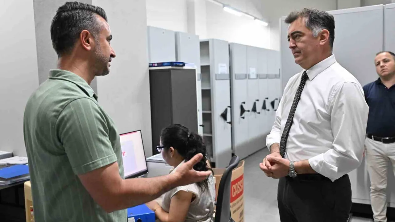 Manisa Büyükşehir Belediyesi'nden dijital arşiv aktarımı
