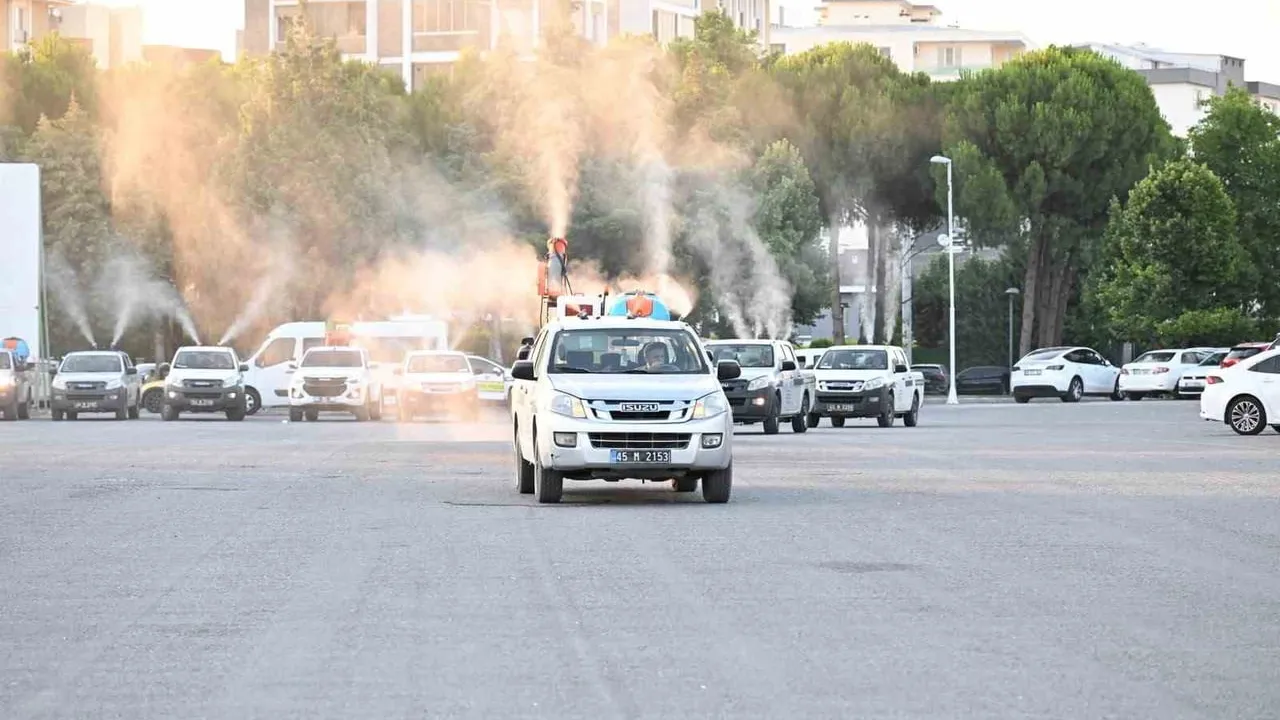 Manisa'da vektörle mücadele aralıksız sürüyor