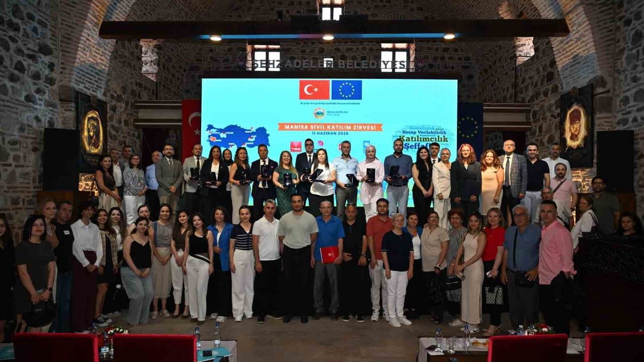 Manisa Sivil Katılım Zirvesi: Yerelde Şeffaflık, Katılımcı Bütçeleme ve Ortak Yönetim Ele Alındı