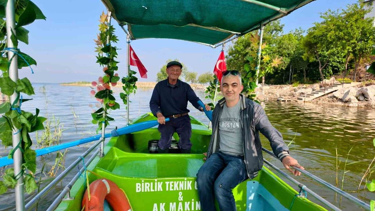 Manisalı sağlık teknikeri İsmail Aybey'e Bursa'dan fotoğraf ödülü