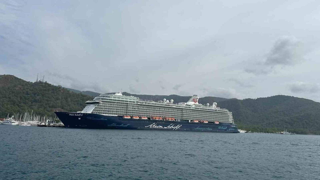 Marmaris’i bir haftada üç kruvaziyer ziyaret edecek