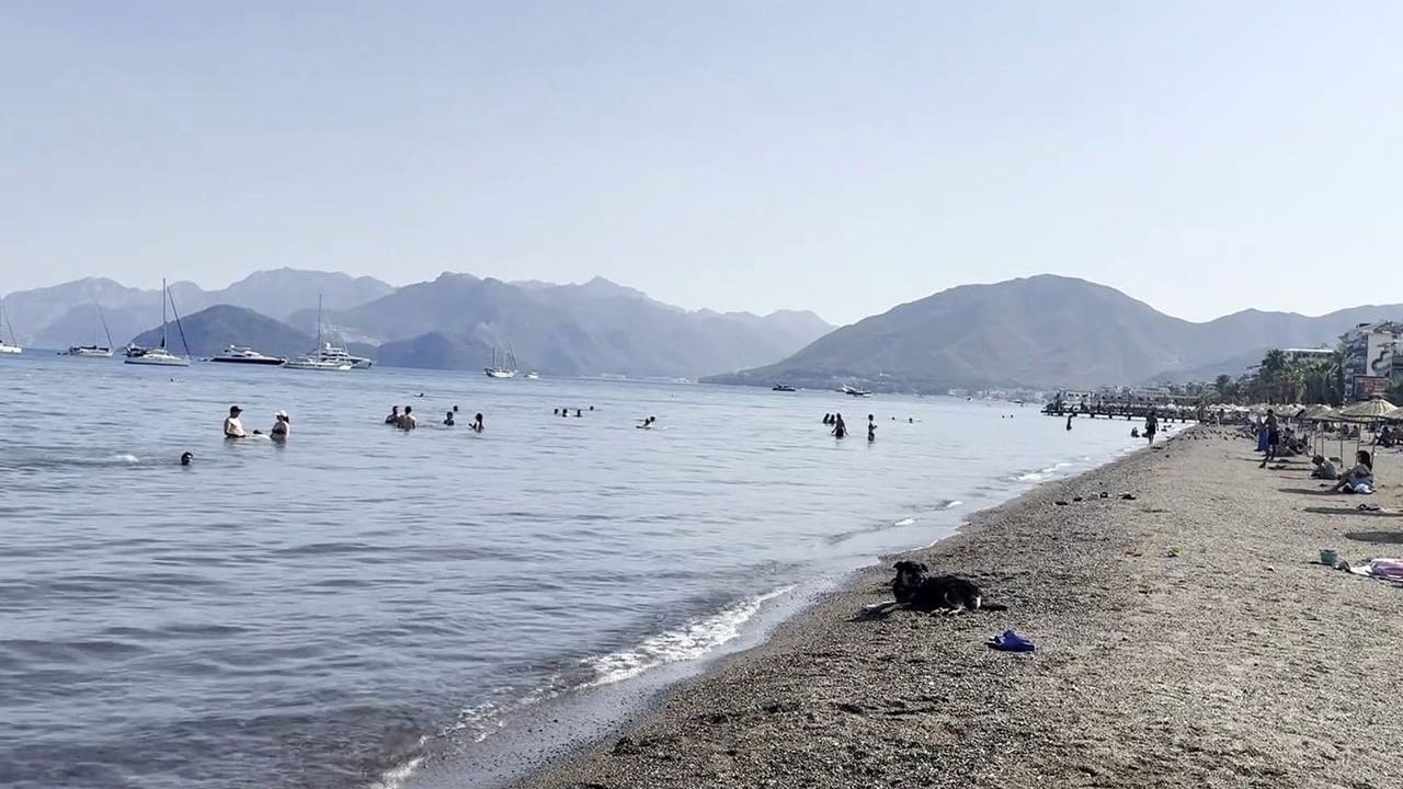 Marmaris'te Haziran sıcakları sahil hareketliliğini artırdı