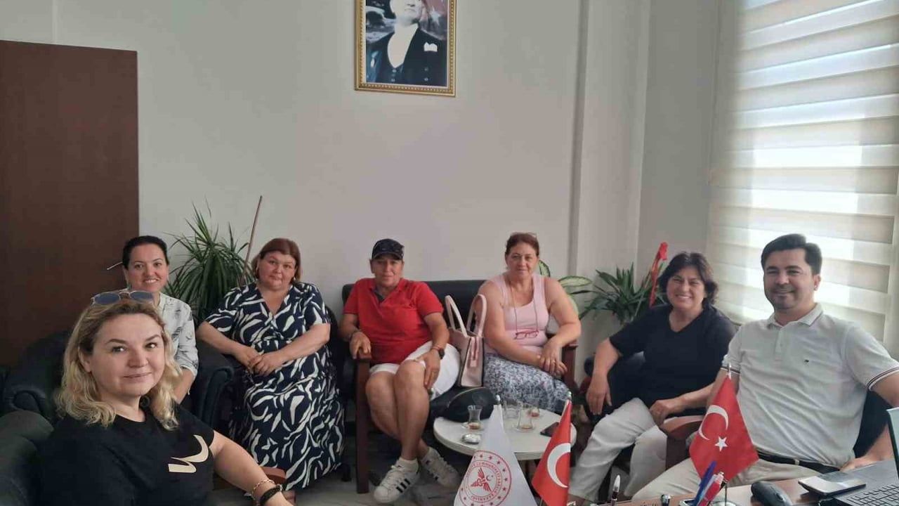 Marmaris’te kadın muhtarlara anne ve çocuk sağlığı ile koruyucu sağlık hizmetleri eğitimi