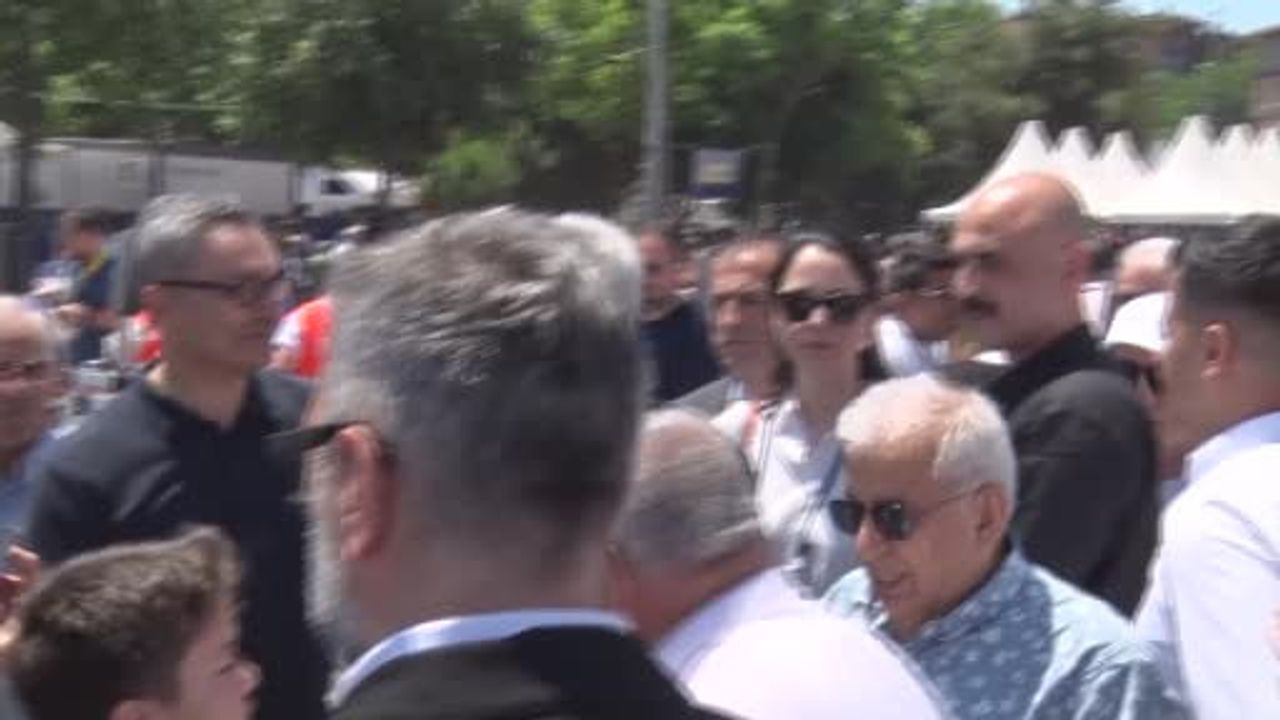 Mehmet Ali Aydınlar: 'Kazanan Fenerbahçe Olsun' — Genel Kurulda Oyunu Kullandı