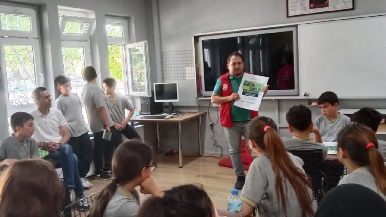 Menteşe'de gençlik kampları için bilgilendirme çalışması başladı