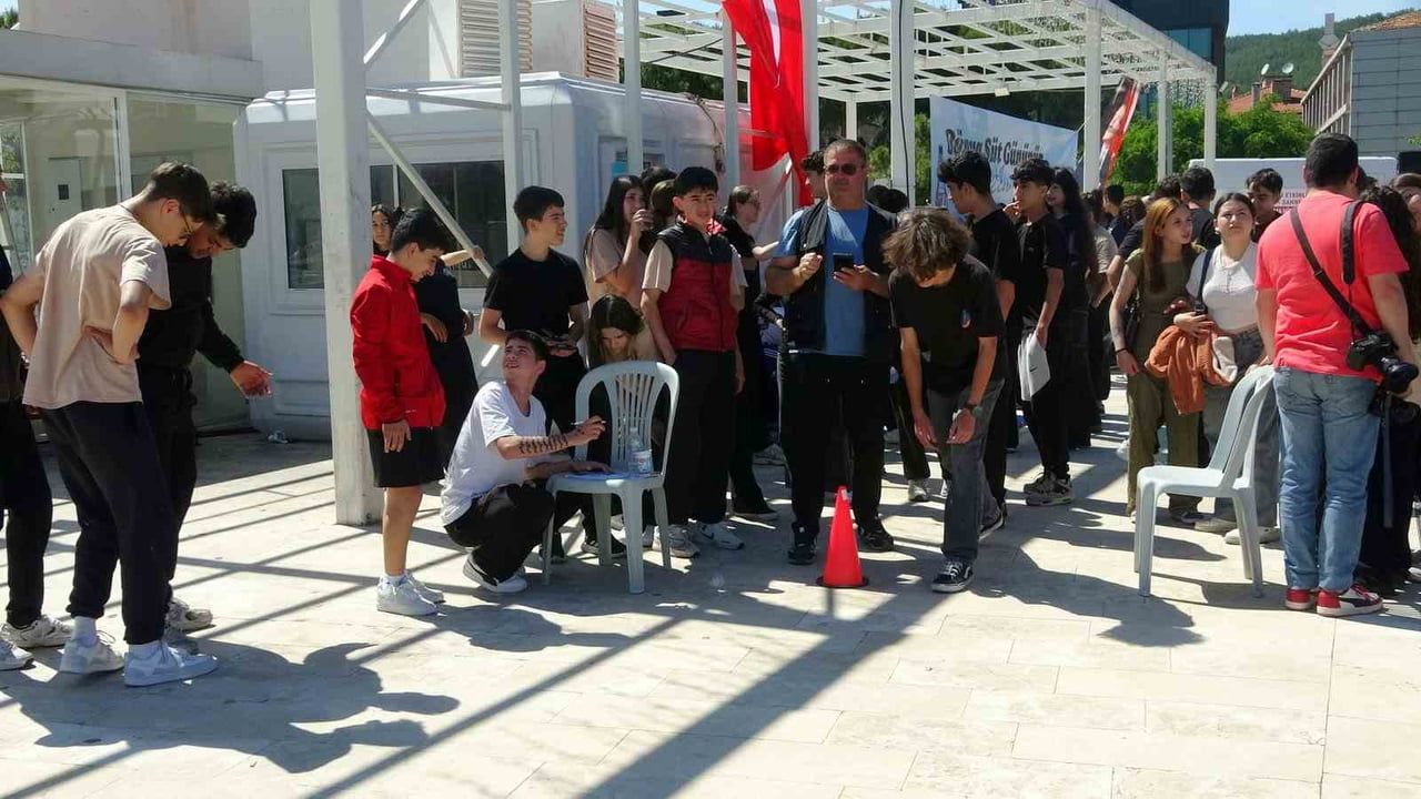 Menteşe Kent Meydanı'nda Dünya Süt Günü etkinliği: Gençlere tarım ve hayvancılık çağrısı