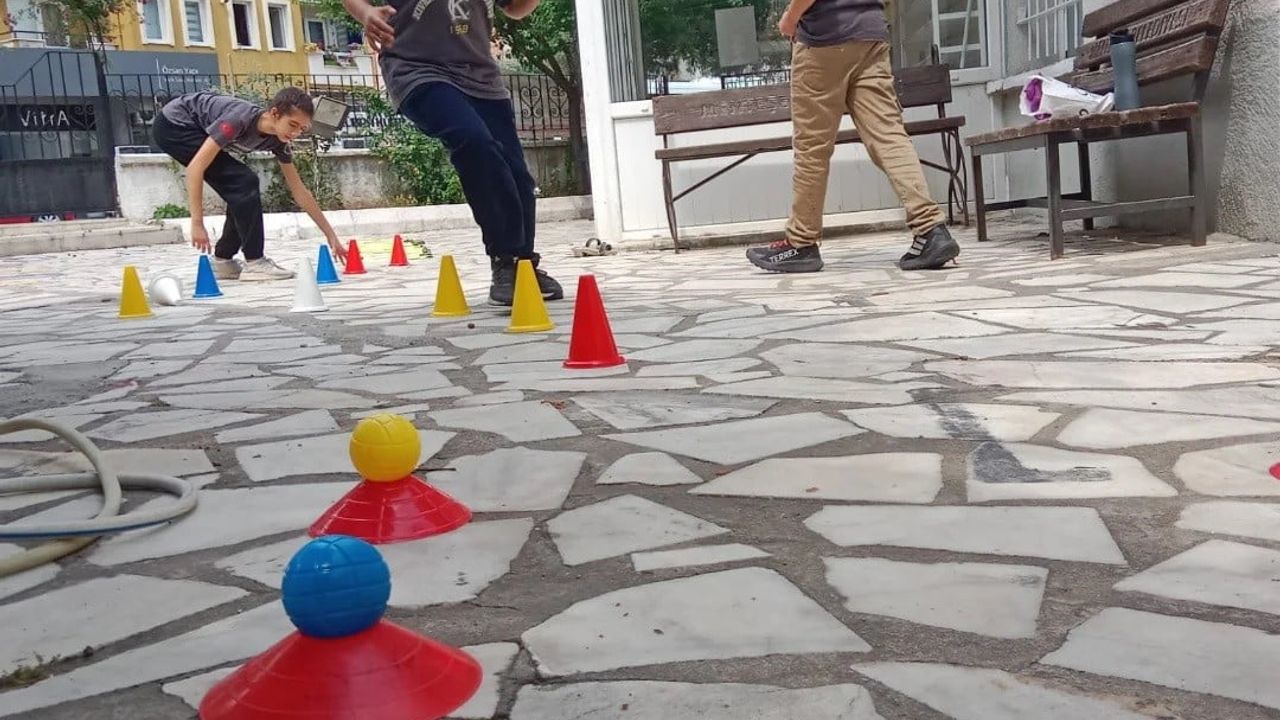 Menteşe Uluslararası Gençlik Merkezi'nden çocuklara yönelik çevre ve değerler etkinliği