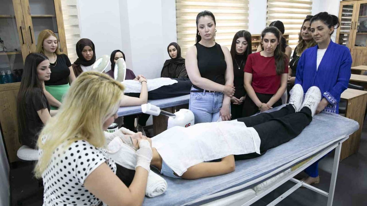 MERCEK’ten gençlere meslek ve kariyer desteği