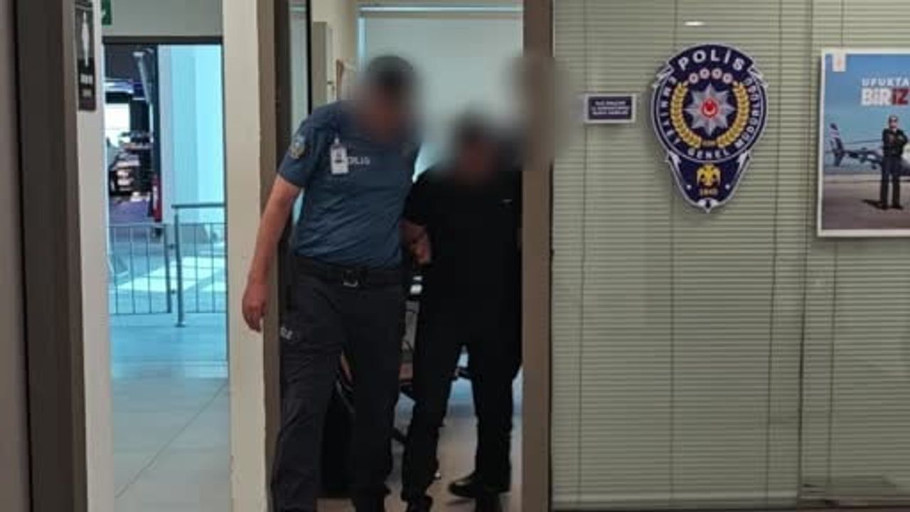 Mersin'de hakkında 13 yıl hapis cezası olan kişi havalimanında yakalandı