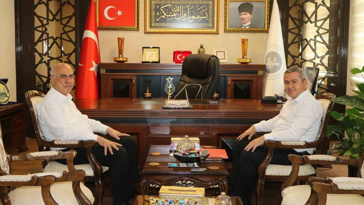 Mersin'de 'İlk Şefkat Projesi' Protokolü İmzalandı — Devlet Korumasındaki Çocuklara Eğitim ve Manevi Destek