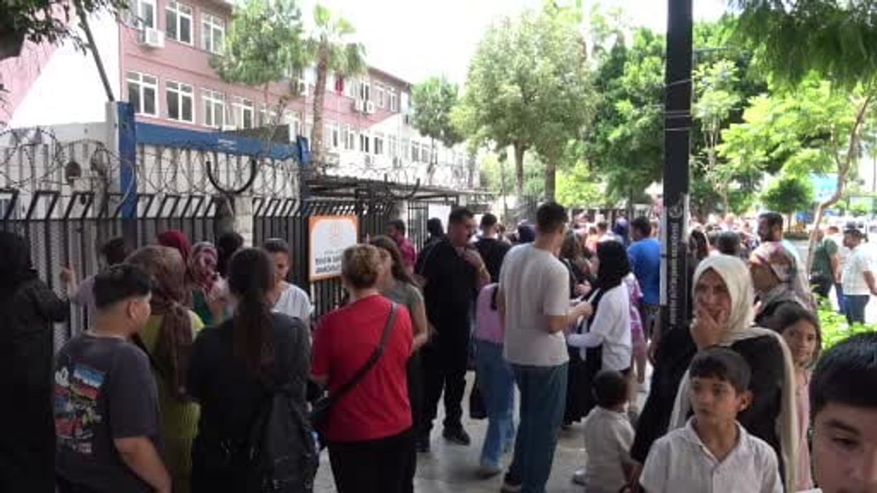 Mersin’de LGS maratonu sona erdi, öğrenciler sınavı değerlendirdi