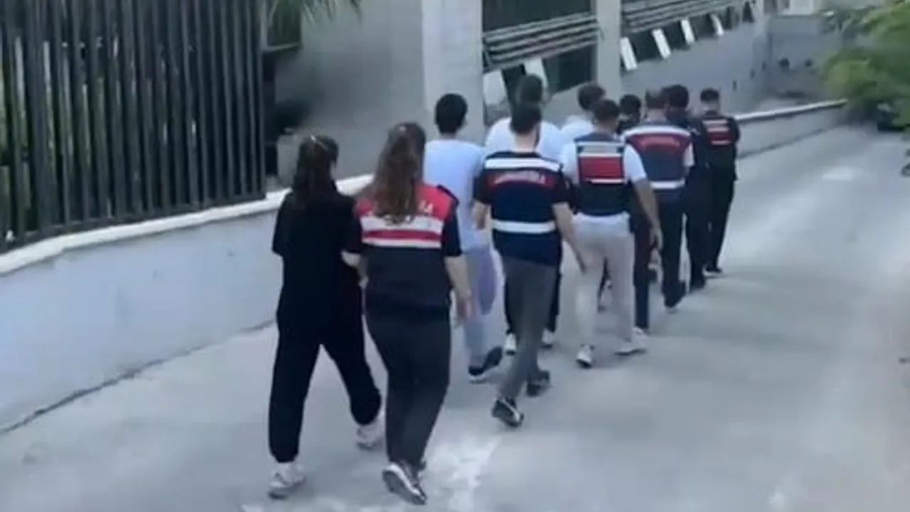 Mersin'de sahte ikinci el ilanı operasyonu: 18 tutuklama
