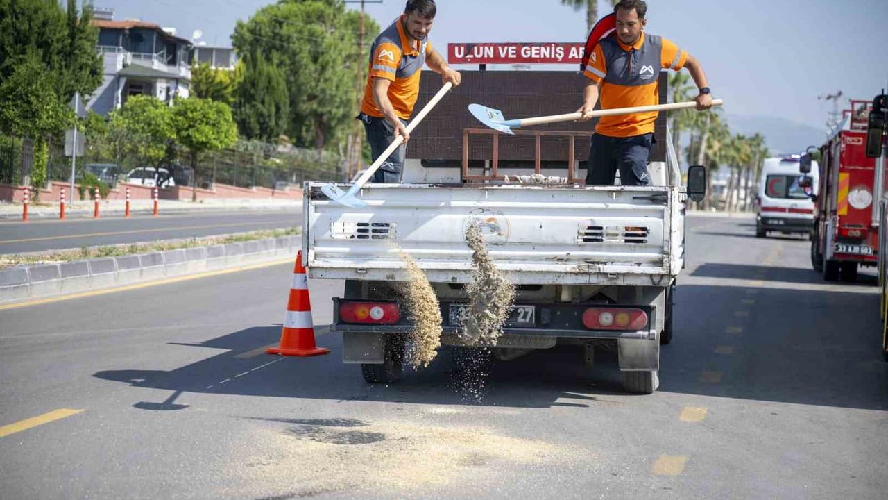 Mersin'de yol trafik güvenliği tatbikatı 'bir kural bir ömür' temasıyla gerçekleştirildi