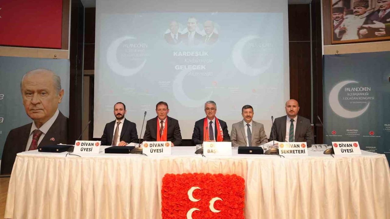 MHP Palandöken ilçe kongresi yapıldı, Abdullah Karaoğlu yeniden seçildi
