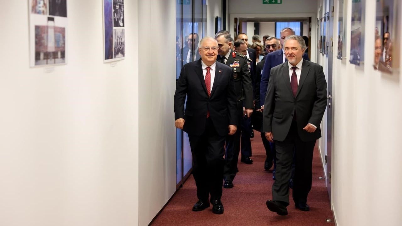 Milli savunma bakanı Güler NATO karargahında
