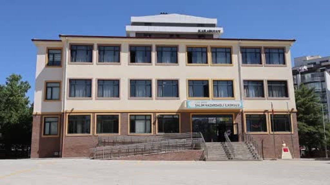 Minik Tuna'nın bayrak mücadelesine babasından duygusal dokunuş