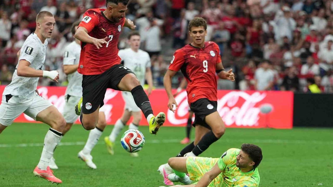 Mısır, Yeni Zelanda’yı 3-1 mağlup ederek G grubunda liderliğe yükseldi
