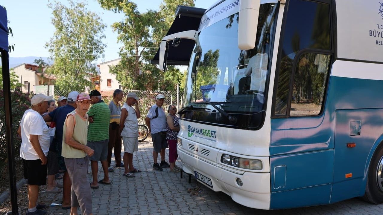 Mobil Halk Ege Et Davutlar Mahallesi'nde yoğun ilgi gördü