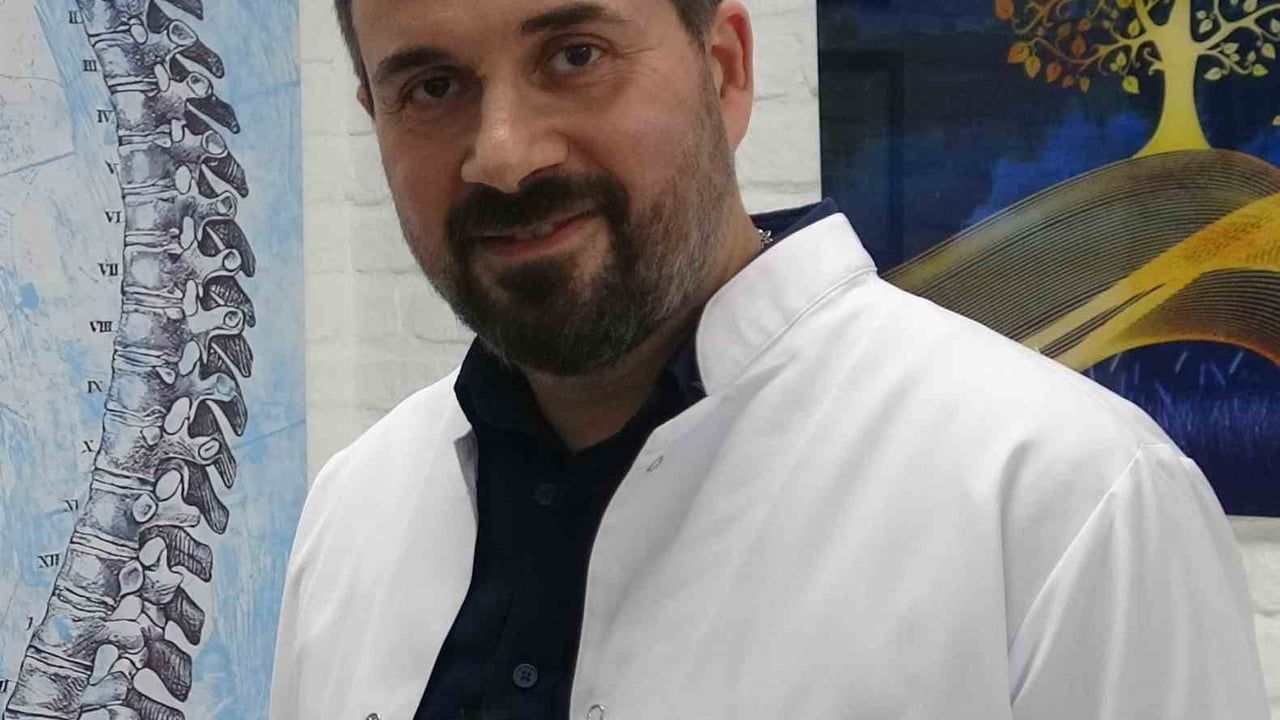Modern Yaşam Tarzı Omurga Sağlığını Etkiliyor: Op. Dr. Ömer Neşet Kişi'nin Bel ve Boyun Fıtığı Değerlendirmesi