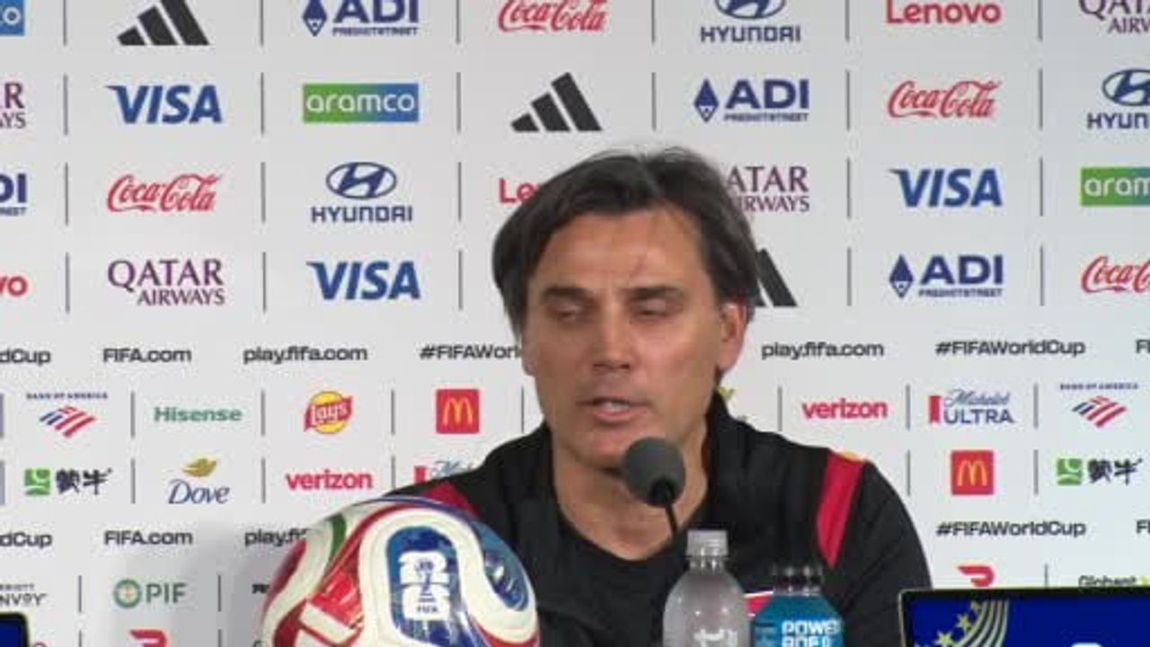 Montella: bizden önce futbolcular milli takıma canı sıkılarak geliyordu