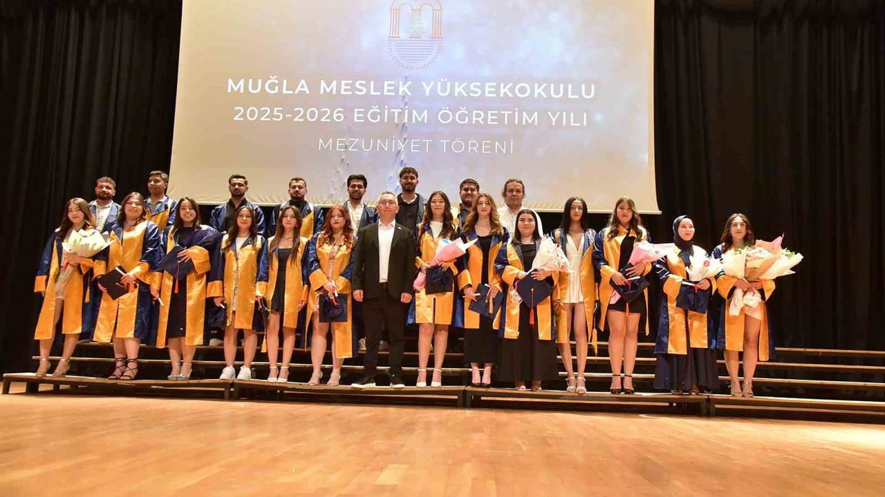 MSKÜ Muğla Meslek Yüksekokulu'nda 2025-2026 Mezuniyet Töreni
