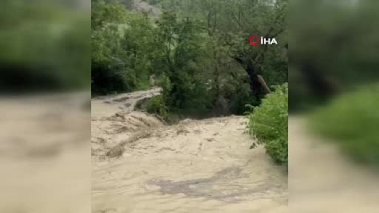 Mudurnu'da sağanak sonrası dereler taştı: Tarım arazileri ve yollar sular altında