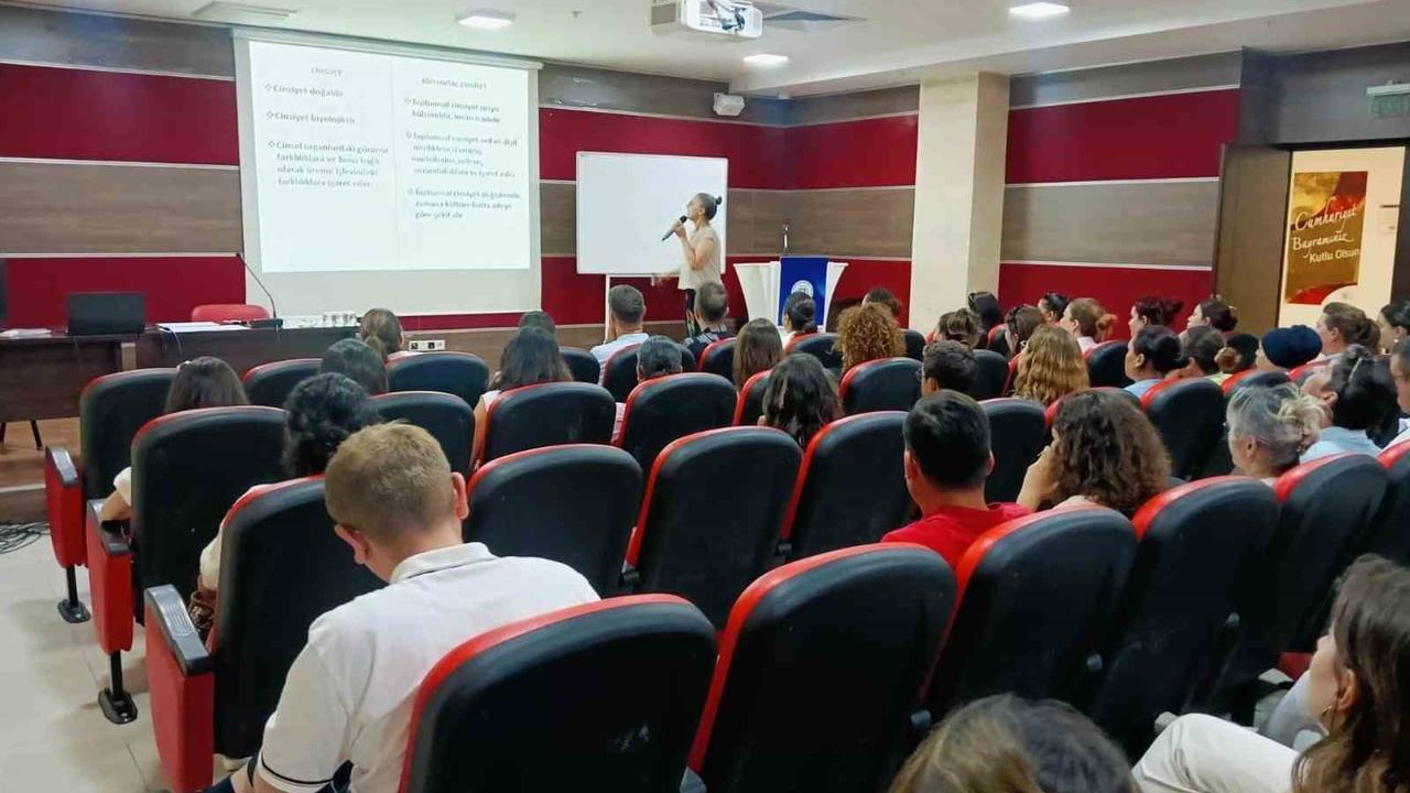Muğla Büyükşehir Belediyesi personeline toplumsal cinsiyet eşitliği eğitimi