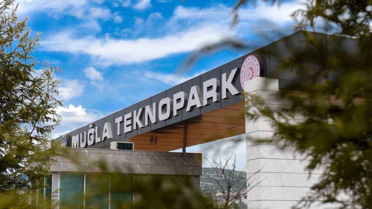 Muğla Teknopark'tan genç kâşiflere yarım milyon liralık destek