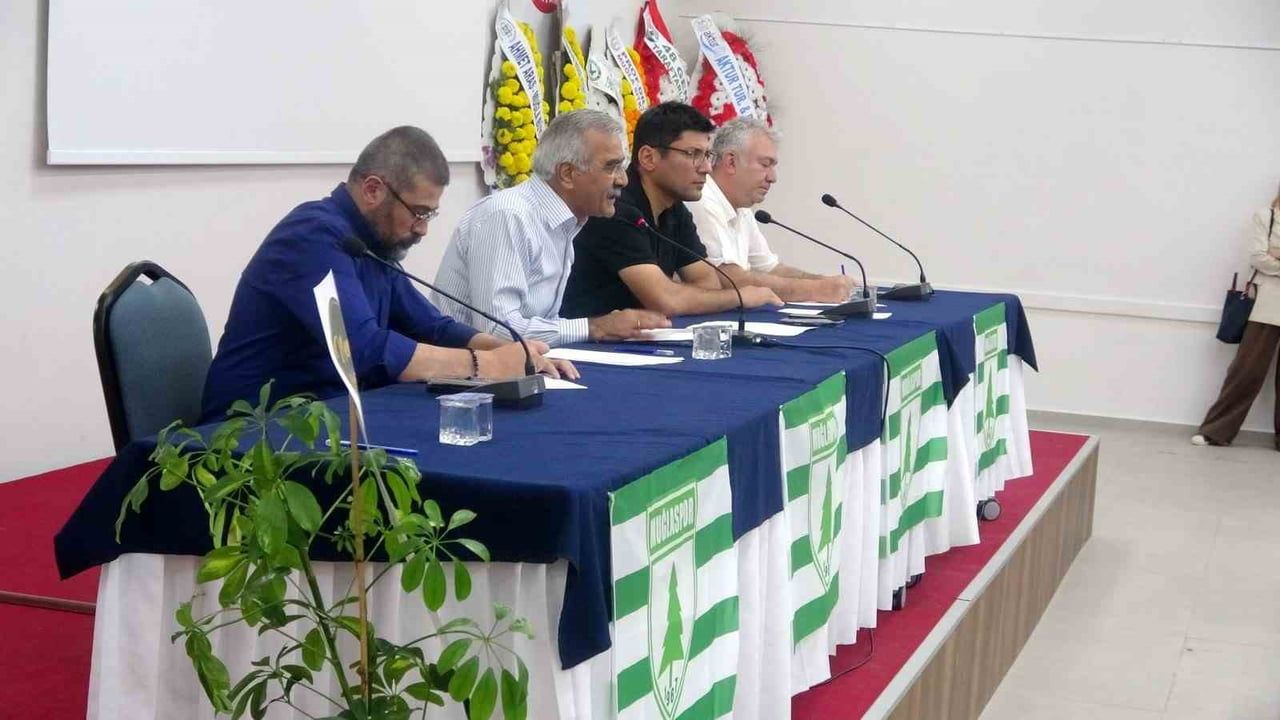 Muğlaspor’da başkan Menaf Kıyanç yeniden seçildi