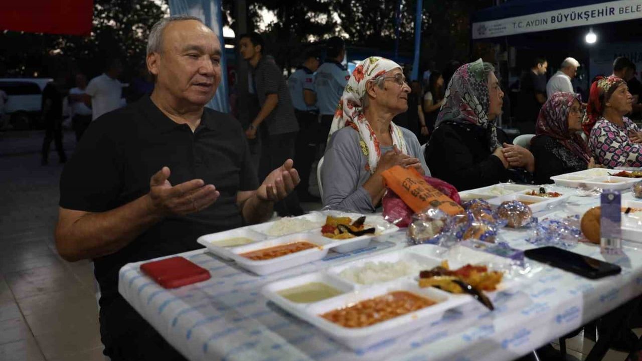 Muharrem ayı iftar sofraları Aydın'da kurulmaya başladı