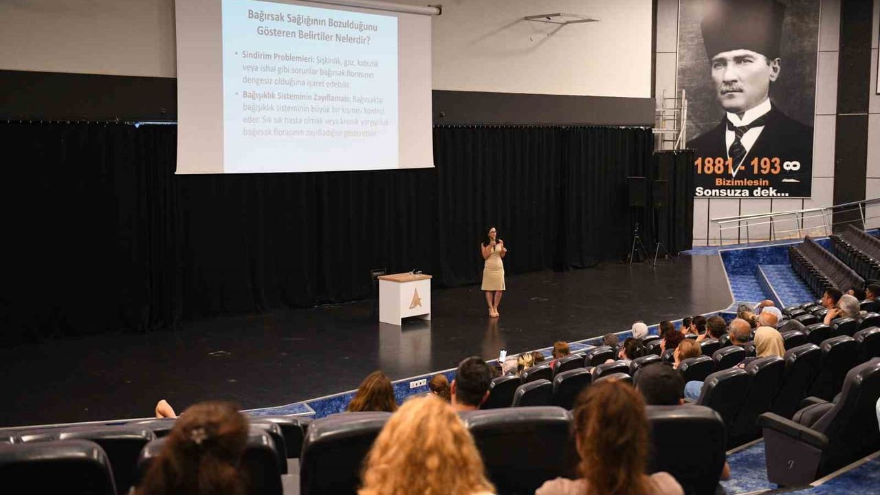 Muratpaşa'da 'Sindirim Sistemi Gerçekten 2’nci Beynimiz mi?' semineri: Bağırsak sağlığı ve mutluluk