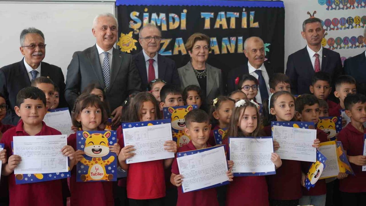 Muş’ta 96 bin 341 öğrenci karne aldı