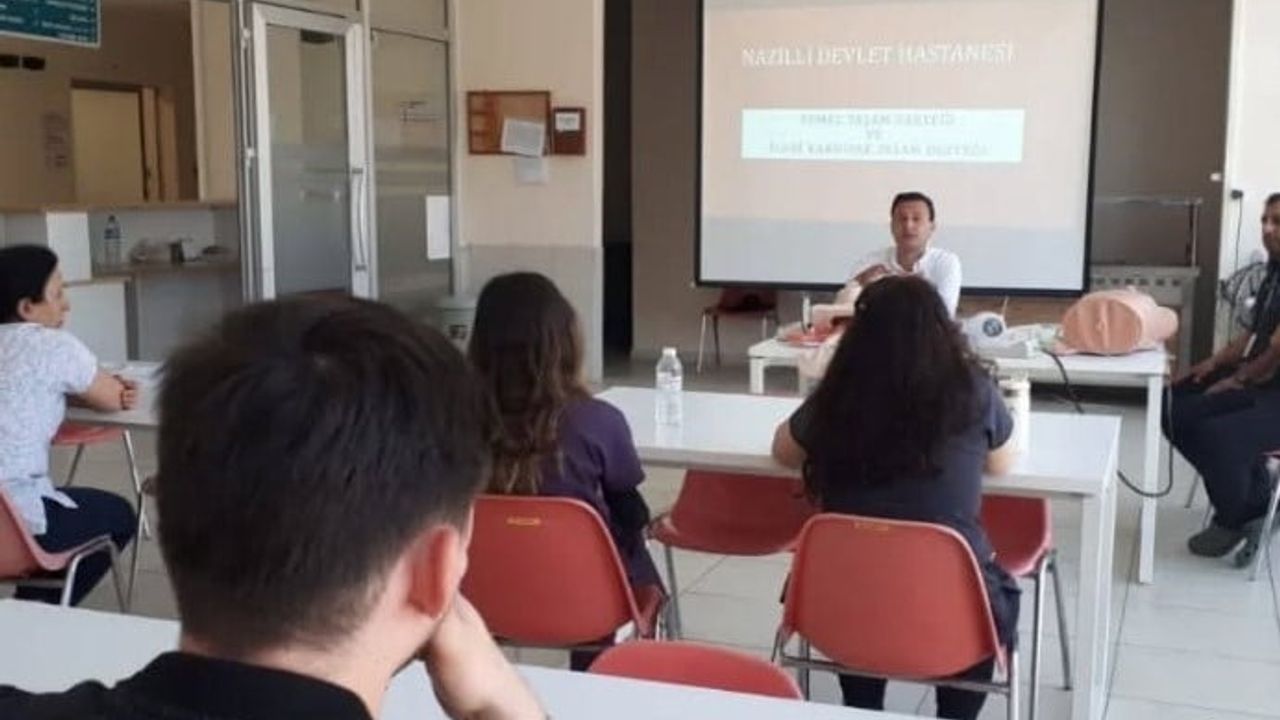 Nazilli Devlet Hastanesi'nden Kuyucak İlçe Devlet Hastanesi'ne temel ve ileri yaşam desteği eğitimi