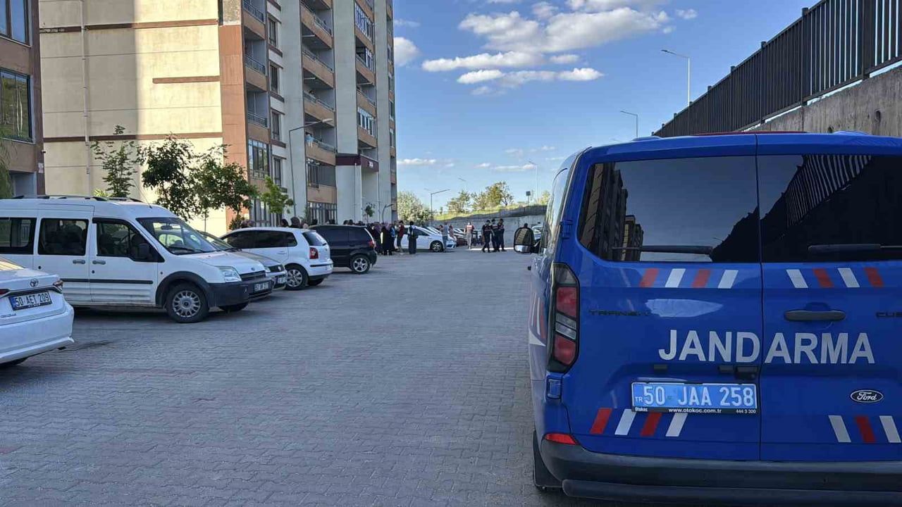 Nevşehir'de 5. kattan düşen 2 yaşındaki çocuk hayatını kaybetti