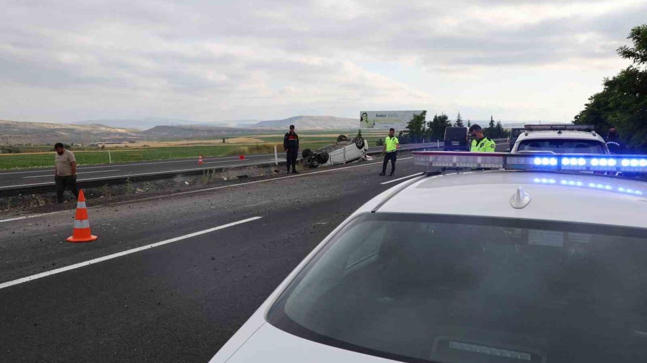 Nevşehir'de kontrolden çıkan otomobil takla attı: 2'si bebek 4 yaralı