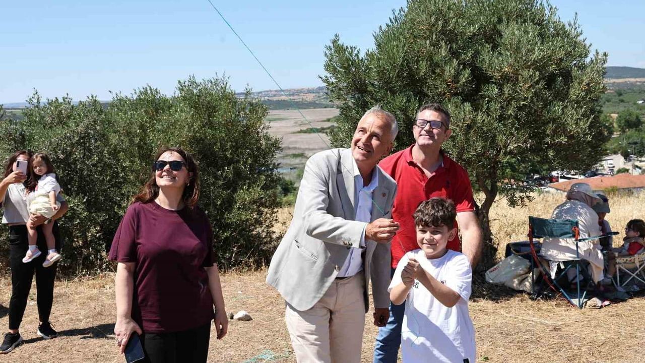 Nilüfer’de gökyüzü uçurtmalarla renklendi