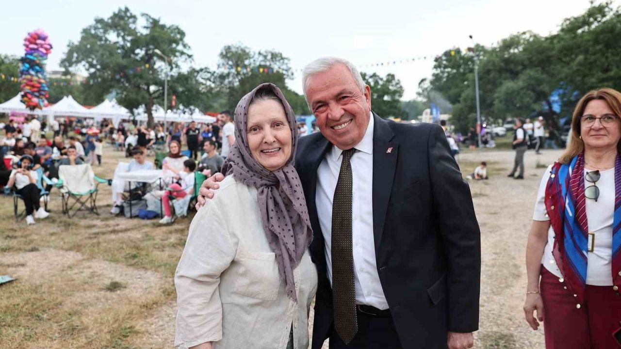 Nilüfer Karadeniz Festivali Balat Atatürk Ormanı'nda başladı
