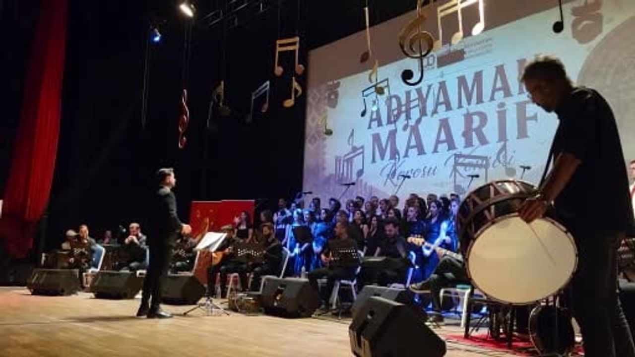 Öğretmenlerden Anadolu ezgileriyle müzik gecesi