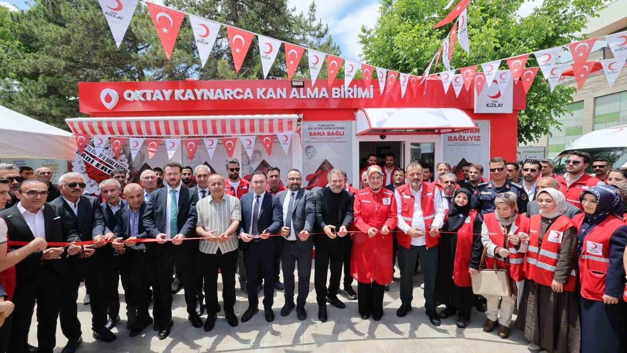 Oktay Kaynarca'nın adı Malatya Kan Alma Birimi'ne verildi