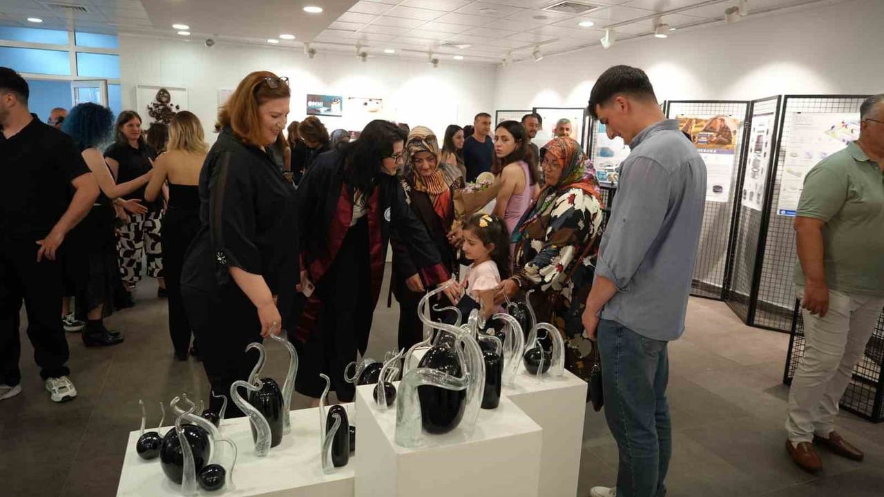 OMÜ’de 62 öğrenciden 168 eserlik mezuniyet sergisi
