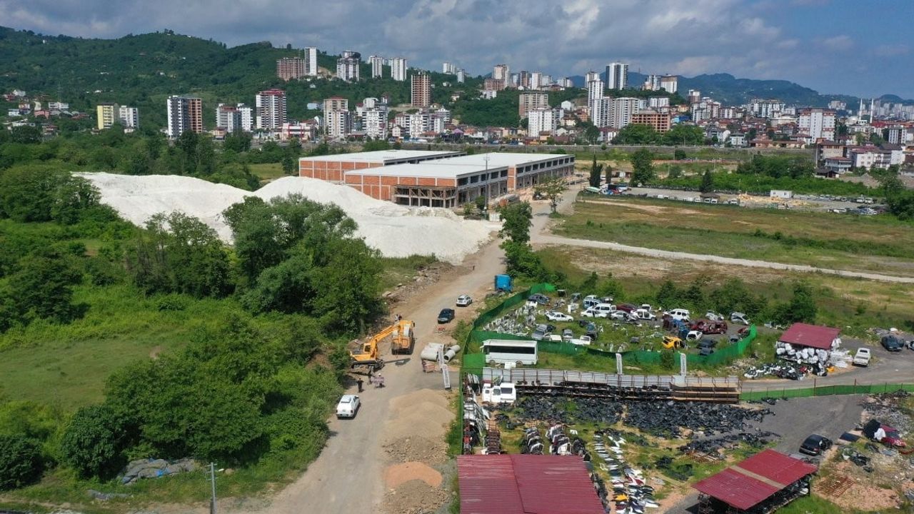 Ordu Büyükşehir, Fatsa'da altyapıyı güçlendiriyor: Beşik Sokak'ta yağmur suyu hattı tamamlandı